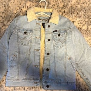 cute wrangler sherpa lined denim jacket